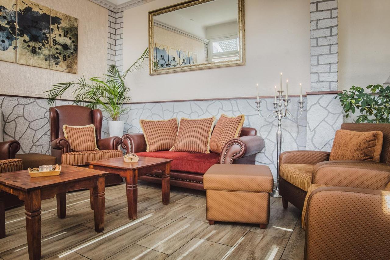 Hotel Mira Mare Хайлигенхафен Екстериор снимка